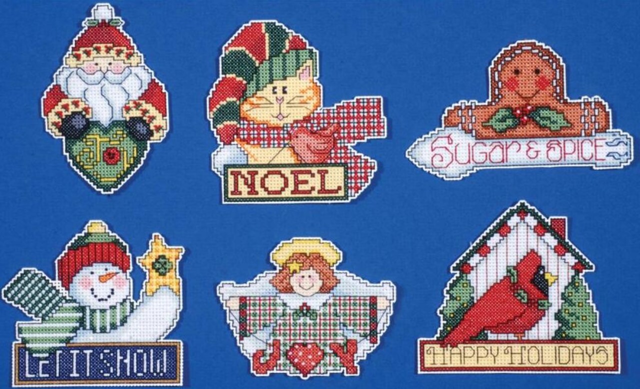 DIY Design Works Signs of Christmas Plastic Canvas Ornament Kit 1676